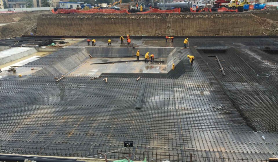 Hidroizolim themelesh dhe struktura nëntokësore me Volgrip për Air Albania Stadium.